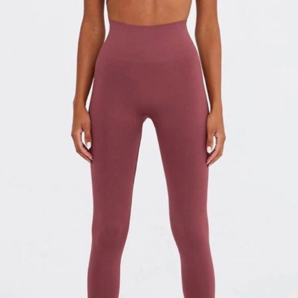 Set Active Sculptflex sports bra and leggings workout set - Picture 2 of 5